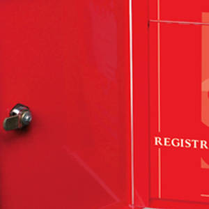 Kit armoire de sécurité + registre sécurité incendie - Coffret de protection très pratique pour protéger efficacement vos Registres - 55.5 HT - Le Plus Grand Choix d’armoire de sécurité, A Prix Cassés sur Sécurishop,la boutique des achats et vente en ligne. Les prix les plus bas du Web